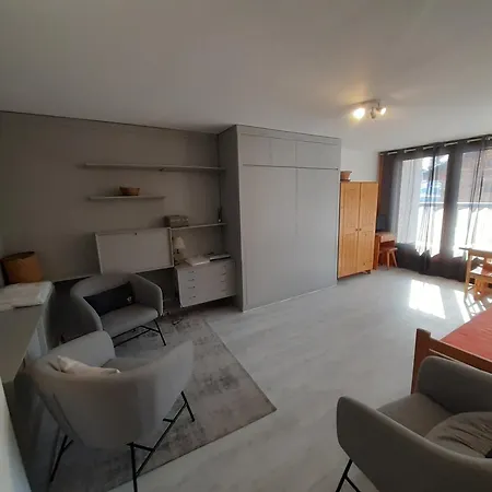 Aux Pieds, Balcon Sud, 3 Pers, - Fr-1-514-33 *