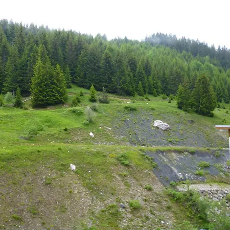 Aux Pieds Avec Parking - Fr-1-514-33 *